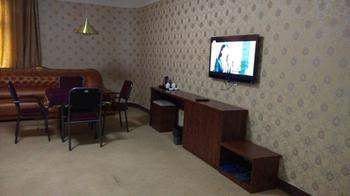 Yanshi 7 Star Express Hotel Luoyang  Exterior photo